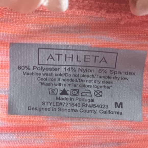 Like New Athleta Fast track 1/4 zip orange pullover medium w/ reflective details - Picture 2 of 4